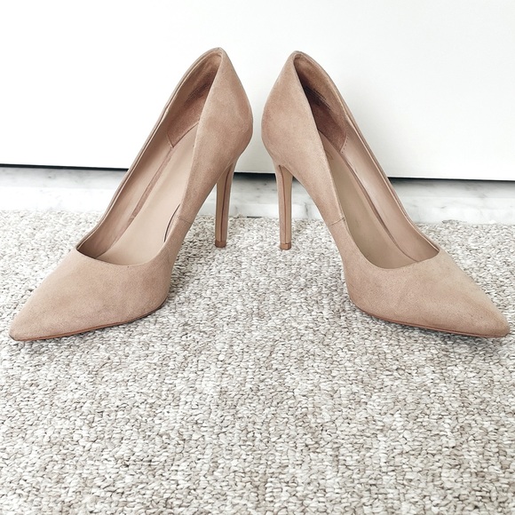 Mix No. 6 Heels 🌹 - Picture 2 of 7